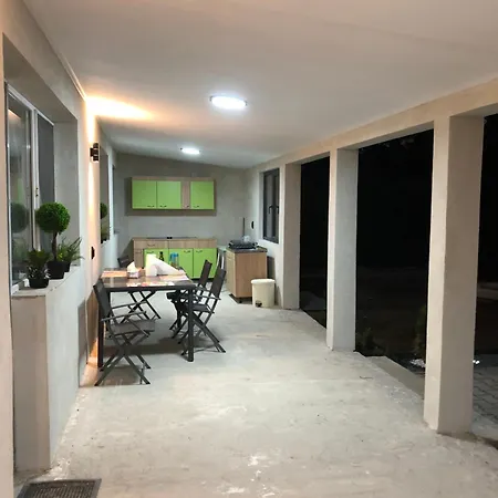 Apartament La Matei شقة *